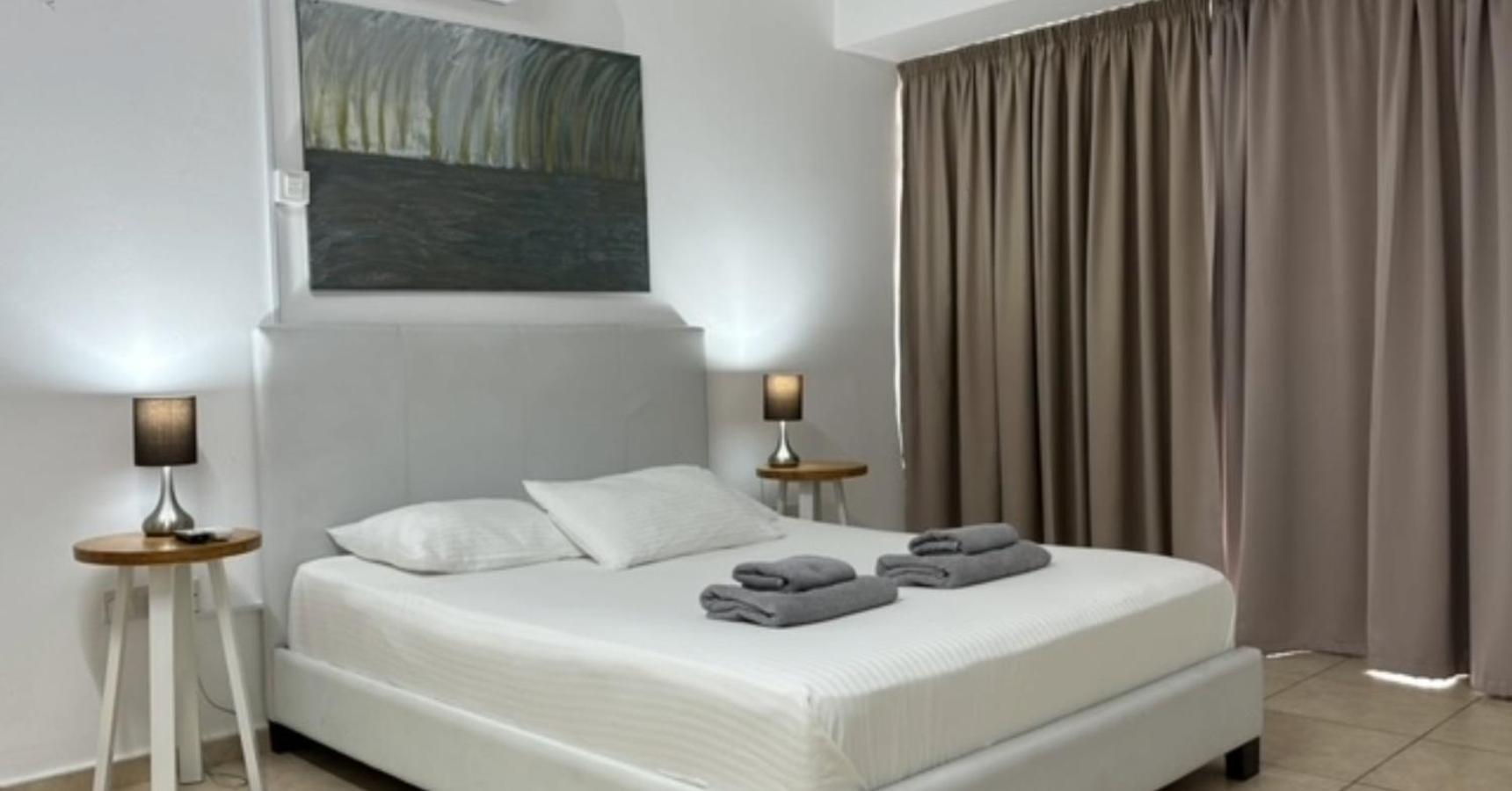 King'S Holiday Apartments Paphos Bagian luar foto